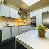 Barcelona Gem Penthouse By Myrentalhost