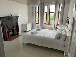 Seaside Retreat at Port Talbot