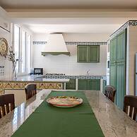 Lovely Family Villa in Modica