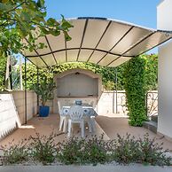 Lovely Family Villa in Modica