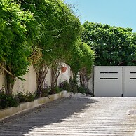 Lovely Family Villa in Modica