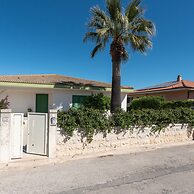 Lovely Family Villa in Modica