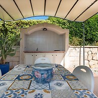 Lovely Family Villa in Modica