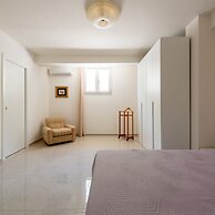 Lovely Family Villa in Modica