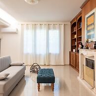 Lovely Family Villa in Modica