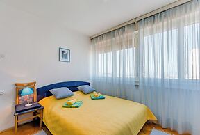 Studio Apartment Ecija