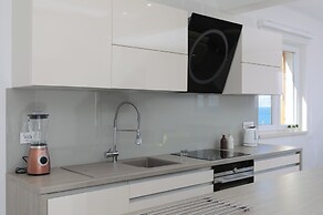 Apartment M&J