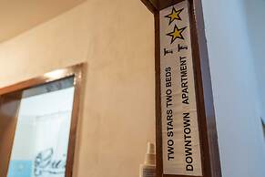 Three Stars Downtown Apartment