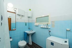 Three Stars Downtown Apartment