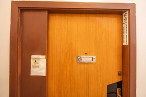 Three Stars Downtown Apartment