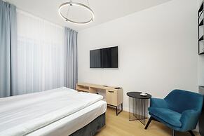 Modern Studio for 2 by Renters