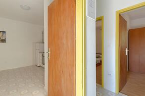 Seafront Apartments Olivera