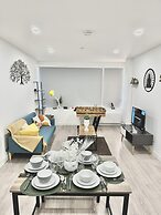 Bracknell Luxury Apartment Retreats Sleep 7