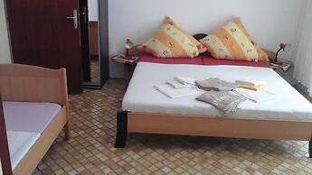 Apartments and Room Katja