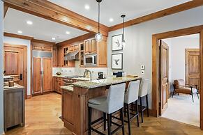 Ski-in Ski-out 1 Br+den In Exclusive Horizon Pass 1 Bedroom Condo by R