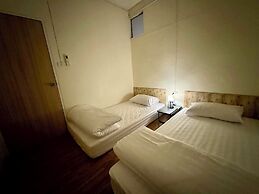 The Lab Sleep Hostel