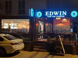 EDWIN CAFE BAR PANSIYON
