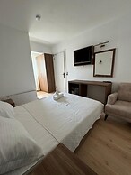 EDWIN CAFE BAR PANSIYON