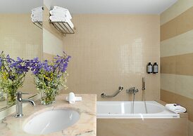 SEAFOS Luxury Resort & Spa - Limited Edition by Leonardo Hotels