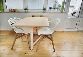 Frs002 Floresold Town: Elegant Studio W/ Patio