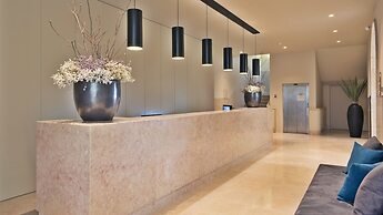 Gary01 Exclusive Top Floor 2BD by the Timeout Market