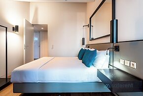 Gary01 Exclusive Top Floor 2BD by the Timeout Market