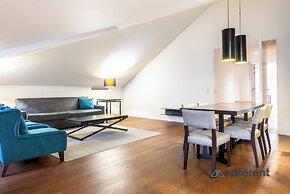 Gary01 Exclusive Top Floor 2BD by the Timeout Market