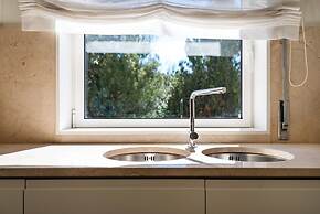 Acm033 BH 2BR Duplex Apartment