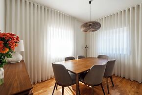 Acm033 BH 2BR Duplex Apartment