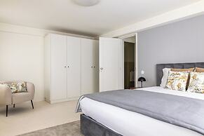 Acm014 Spacious 2BR Duplex in the Ground Floor