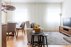 Acm014 Spacious 2BR Duplex in the Ground Floor