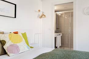 Flora4 Flora Apartments, Studio on 2nd Floor
