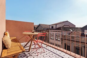 Alegr3 · Trendy & Charming Apartment