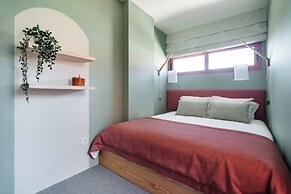 Alegr3 · Trendy & Charming Apartment