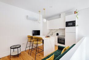 Sbra02 Charming and Modern Loft