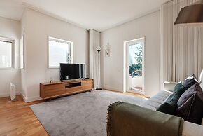 Acm034 Spacious 1BD +balcony