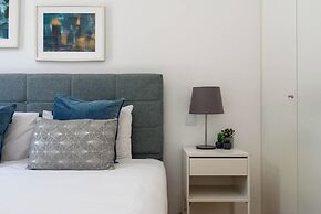 Almad3 · Stylish Almada Hide-away