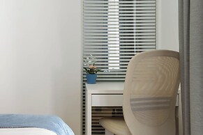 Almad3 · Stylish Almada Hide-away