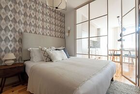 Abir01 · Stylish Apartment in City Center