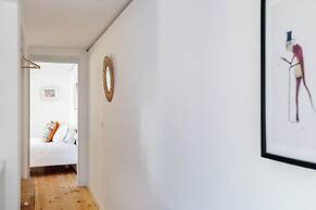 Flora2 Flora Apartments, 1 BR on 1st Floor