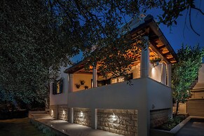 Impeccable 3-bed House in Supetar