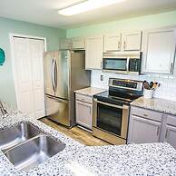 Coastal Oasis Classic Condo With Garden View