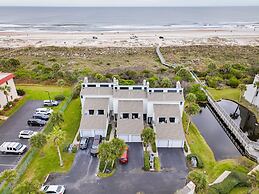 Oceanfront 3BR Luxe New Rental