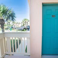 Oceanfront Serenity at Stylish Sea Haven 212