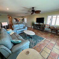 Oceanfront Serenity at Stylish Sea Haven 212