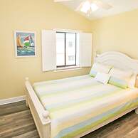 Oceanfront Serenity at Stylish Sea Haven 212