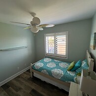 Oceanfront Serenity at Stylish Sea Haven 212
