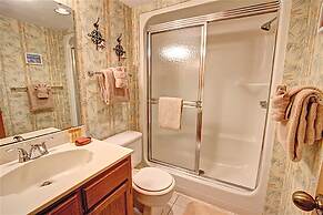Coastal Bliss Beach Condo With Pool Free Tix