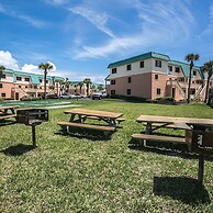 Sun-kissed FL Condo Ocean View Pool Free Tix