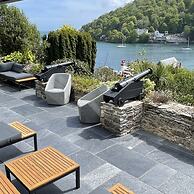 Two Guns in Kingswear